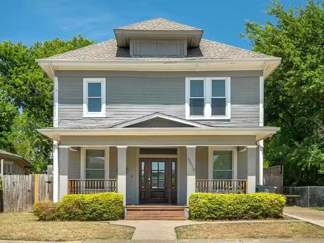 Condo for sale in Dallas
