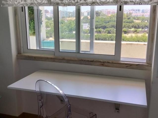 Quarto alugar em Centro Sul, Almada