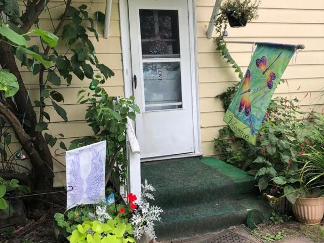 Room for rent in Plainville, Capitol Planning Region