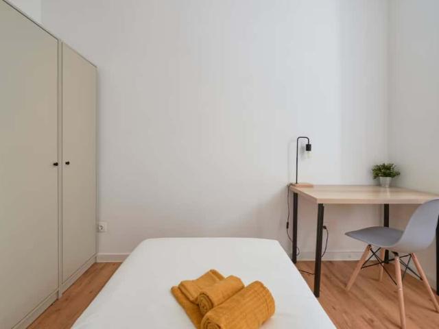 Quarto alugar em Bairro Lopes, Lisboa