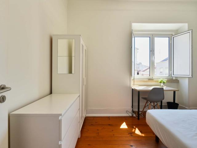 Quarto alugar em Bairro Lopes, Lisboa