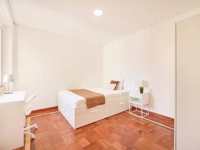 Quarto alugar em Avenidas Novas, Lisboa