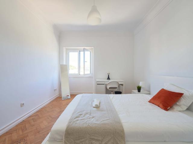 Quarto alugar em Bairro de São Miguel, Lisboa
