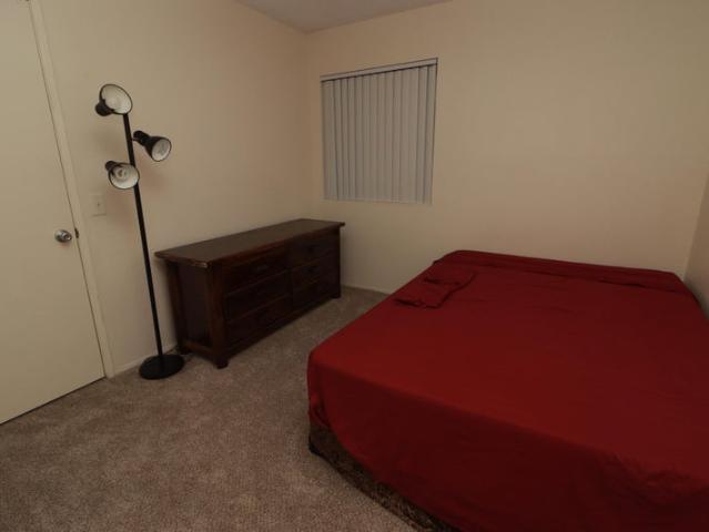 Room for rent in Oceanside, California