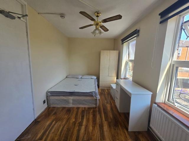House for rent in South Hackney, Greater London