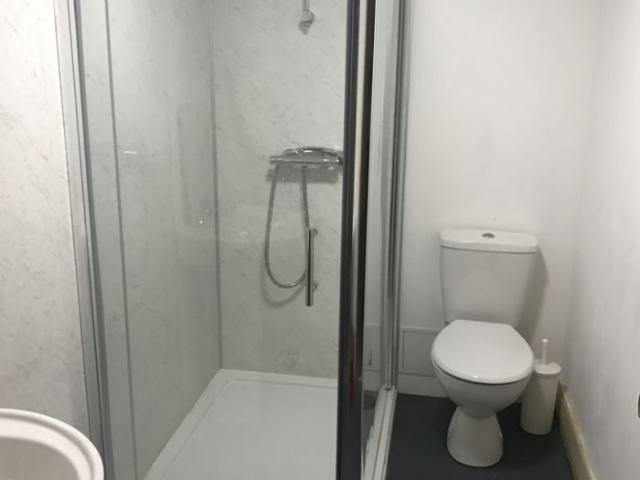 Studio for rent in Aldrington