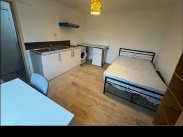 Studio for rent in Arbury, Cambridgeshire