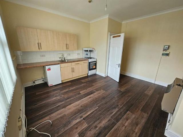 Studio for rent in Handsworth Wood, Birmingham