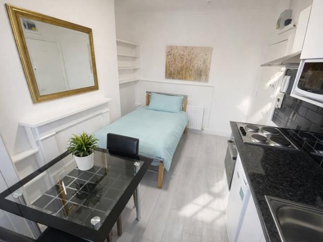 Apartment for rent in Chelsea, Greater London