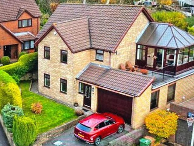 House for sale in Lyons, Greater London