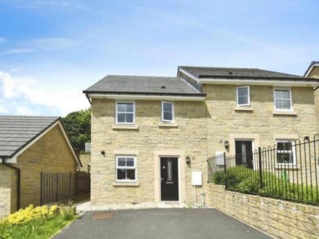 House for sale in Charlesworth, East Midlands