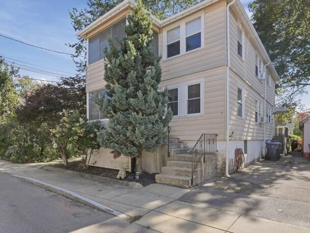 Condo for sale in Natick, Middlesex County