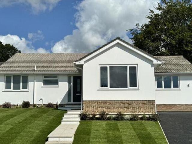 House for sale in Broadstone