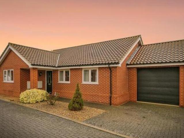 House for sale in Key Street, Suffolk