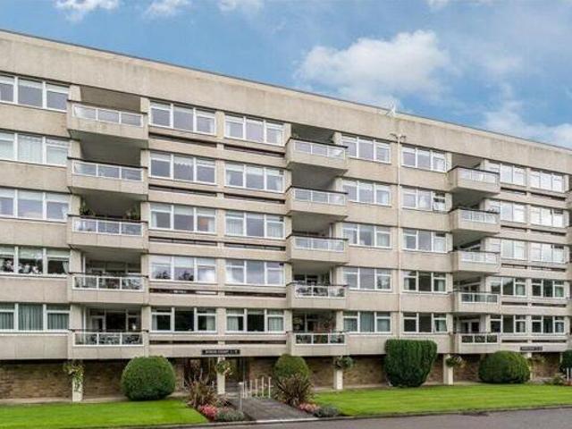 House for sale in Harrogate, North Yorkshire
