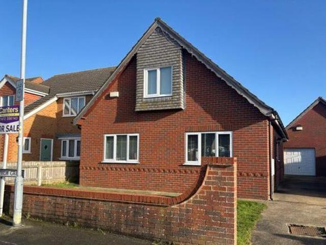 House for sale in Lyons, Greater London