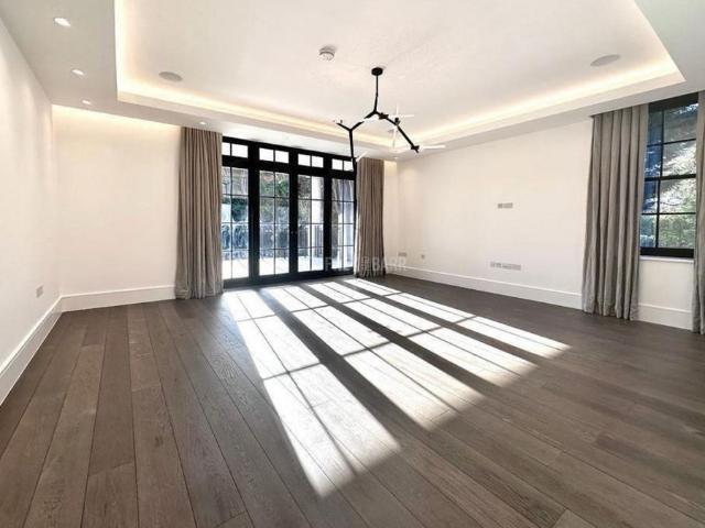 Apartment for rent in Hadley Wood, Greater London