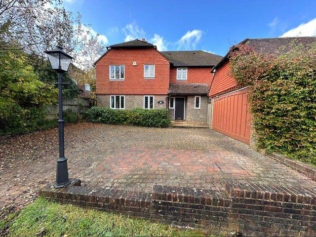 Apartment for rent in Cross In Hand, East Sussex
