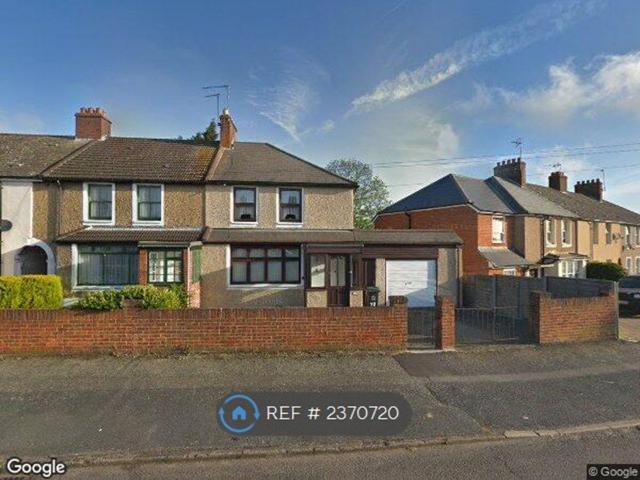 Room for rent in New Town, Monks Orchard