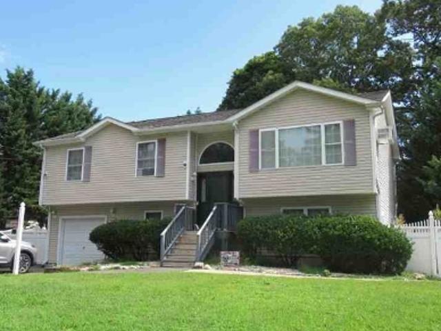 House for sale in Centereach, New York