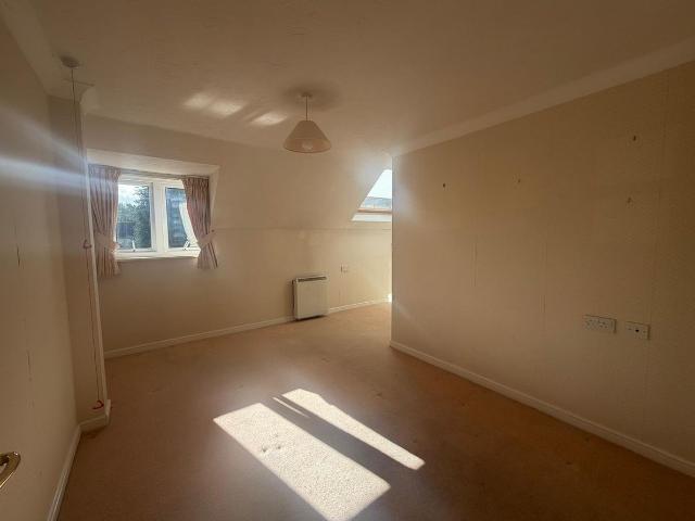 Apartment for rent in Priestthorpe, Bradford