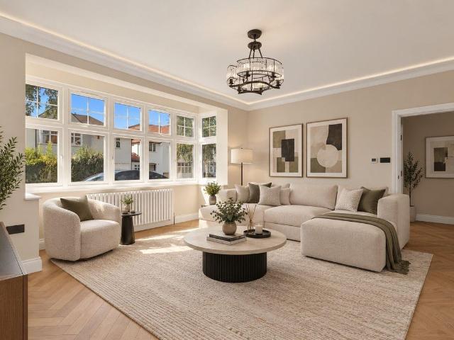 House for rent in The Hale, Mill Hill