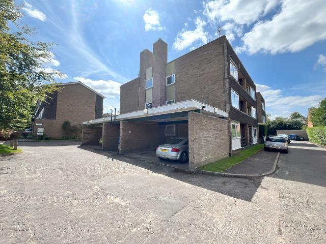 Apartment for rent in Eaton Rise, East Bank