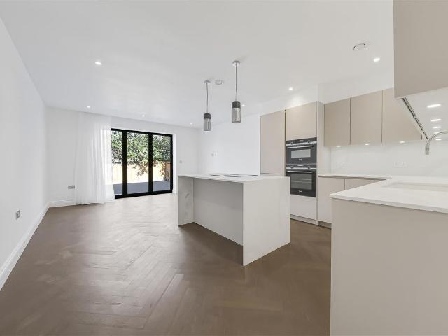 Apartment for rent in Golders Green, Greater London