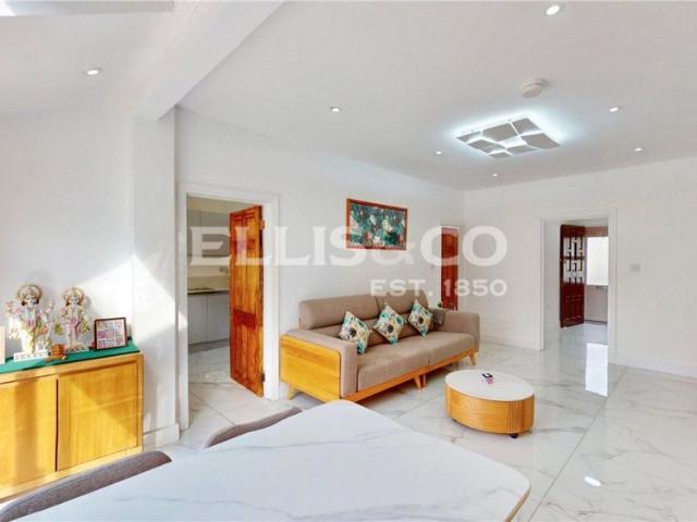 House for rent in London Borough of Brent, Greater London