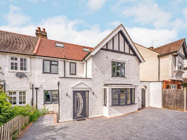 Apartment for rent in London Borough of Brent, Greater London