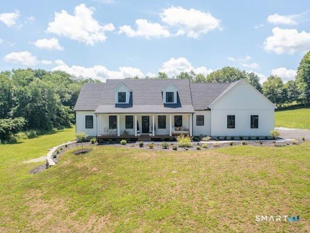 House for sale in Brooklyn, Connecticut
