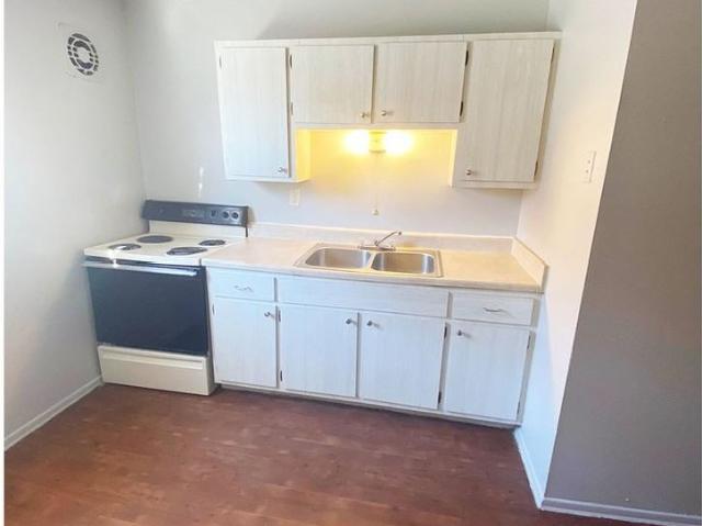 Apartment for rent in Walnut Hills, Roselawn