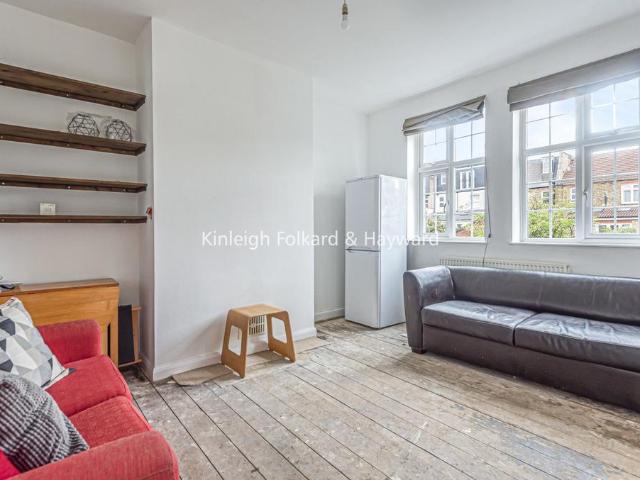 House for rent in Furzedown, Greater London