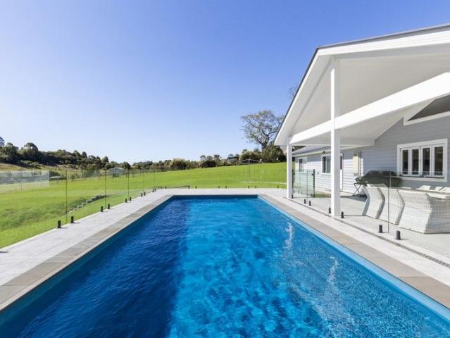 Cottage for sale in Beechmont, Queensland