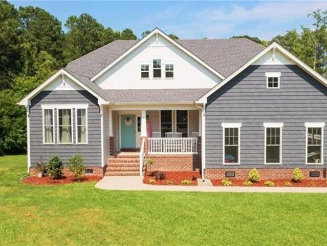 House for sale in South Mills