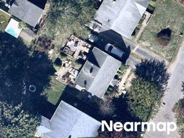 House for sale in Hamden, Connecticut