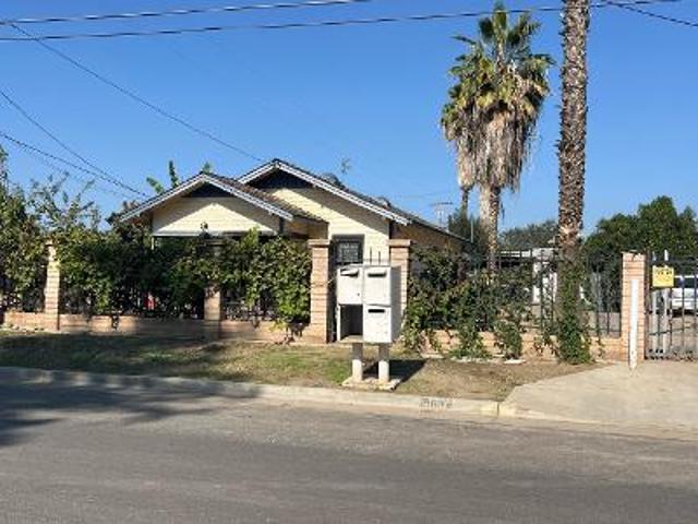 House for sale in Tulare, California