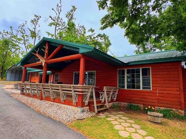 House for sale in Gaylord