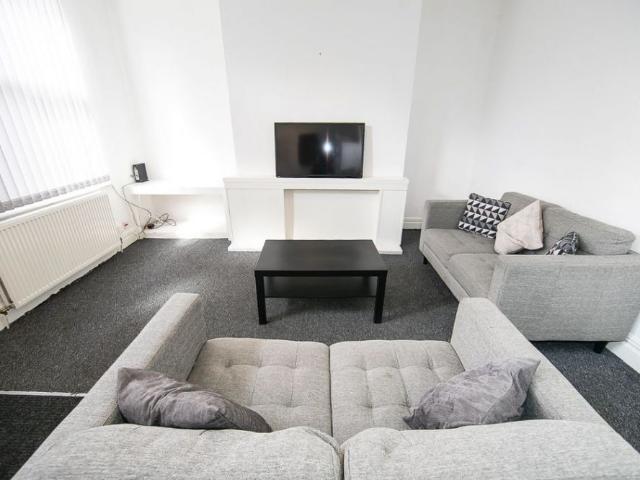 House for rent in Burley, West Yorkshire