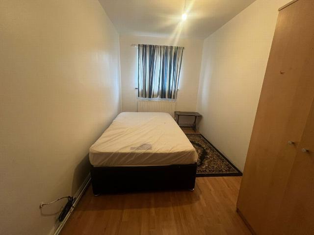 Room for rent in Hayes, Greater London