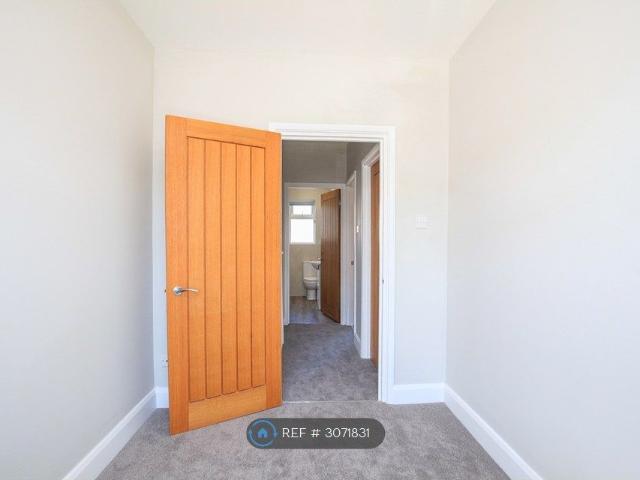 House for rent in London Borough of Croydon, Greater London