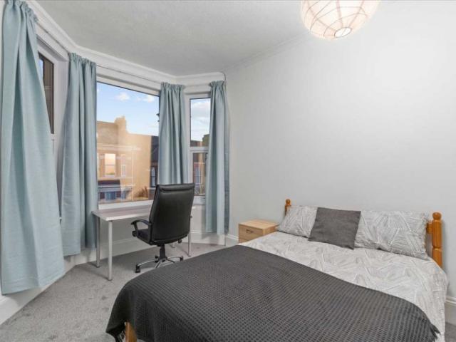 Room for rent in Mount Wise