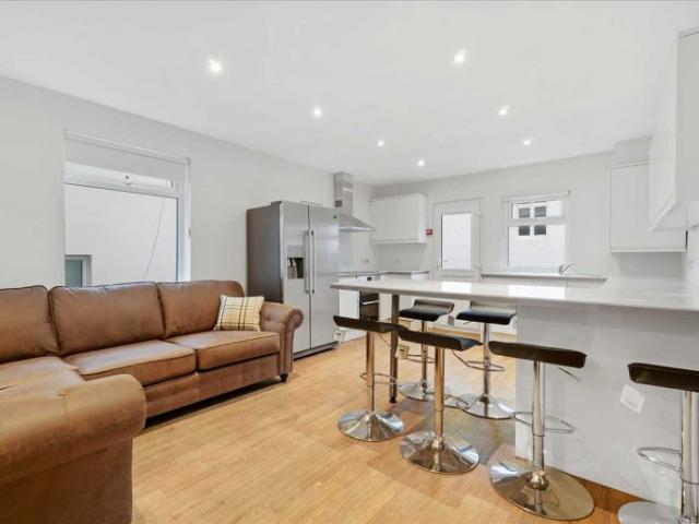 Room for rent in Mount Wise