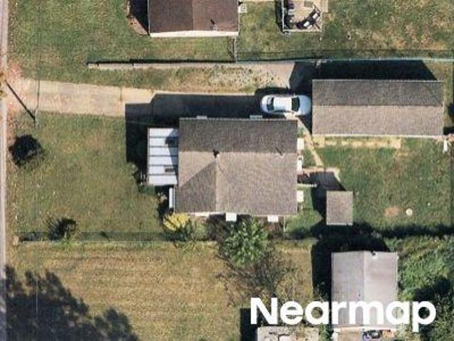 House for sale in Hubbard, Ohio