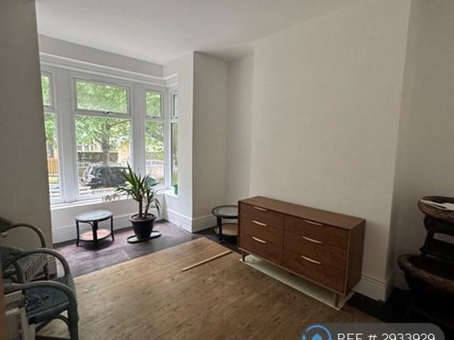 House for rent in Brownroyd Hill, Bradford