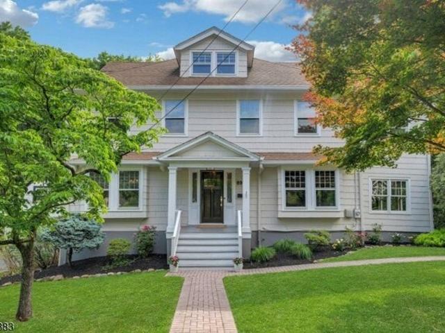 House for sale in Summit, New Jersey
