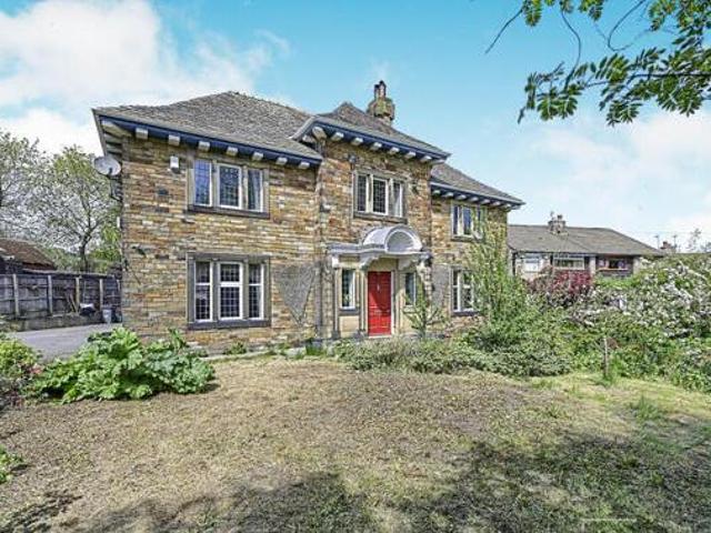 House for sale in Halifax, West Yorkshire