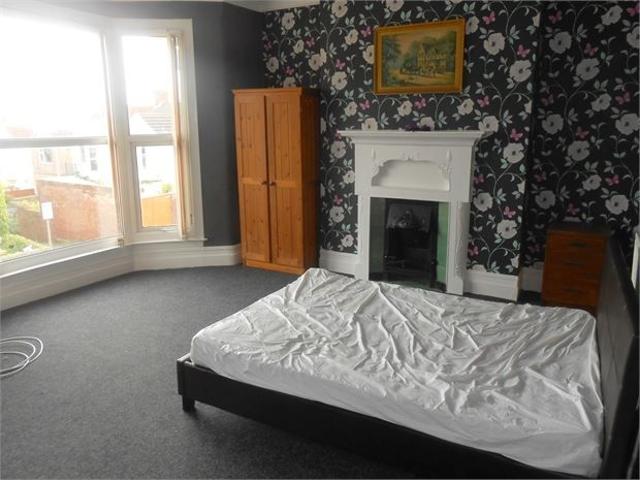 House for rent in Nangreaves, Wales
