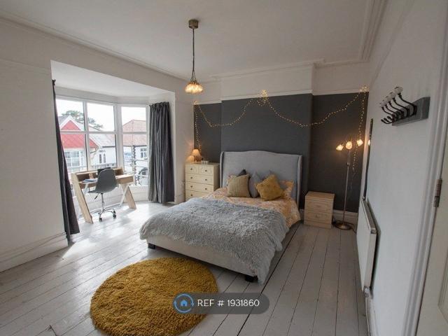 Room for rent in Nangreaves, Wales