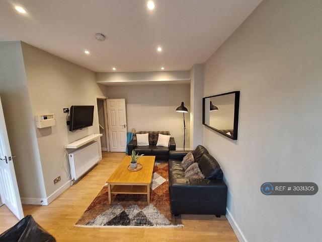 House for rent in Burley, West Yorkshire